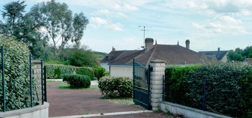 Pierre De Lune Descartes Exterior photo